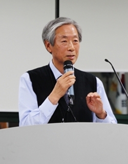 지난해 12월 서울 역삼동 MG손해보험 본사에서 열린 ‘2014 경영전략회의’에서 김상성 대표이사가 강평을 하고 있다.