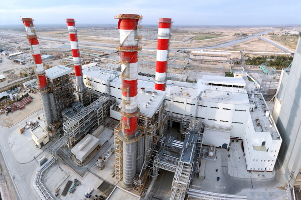 현대건설이 우즈베키스탄 카슈카다리아주 탈리마잔에 건설한 탈리마잔 복합화력발전소. <사진=현대건설>