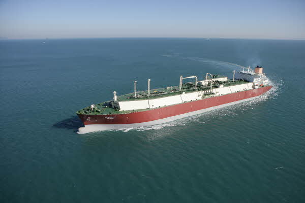 지난 2009년 대우조선해양이 건조해 카타르에 인도한 초대형 LNG운반선 <사진=대우조선해양>