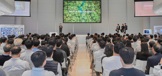 대전 유성구 하이테크 연구소 한국테크노돔에서 ‘디자인 이노베이션 데이’가 진행되고 있다. [사진=한국타이어앤테크놀로지]