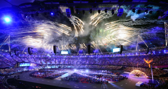 13일(한국시간) 영국 런던 올림픽스타디움에서 2012 런던올림픽 폐막식이 '영국음악의 향연' 주제로 펼쳐지고 있다. 한국은 금 13개, 은 8개, 동 7개로 종합 5위에 올라 역대 원정 올림픽 최고 성적을 거뒀다.