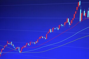 코로나19 치료제·백신개발 관련주, '웃음꽃' 현대바이오·차백신연구소... - 뉴스 썸네일 이미지